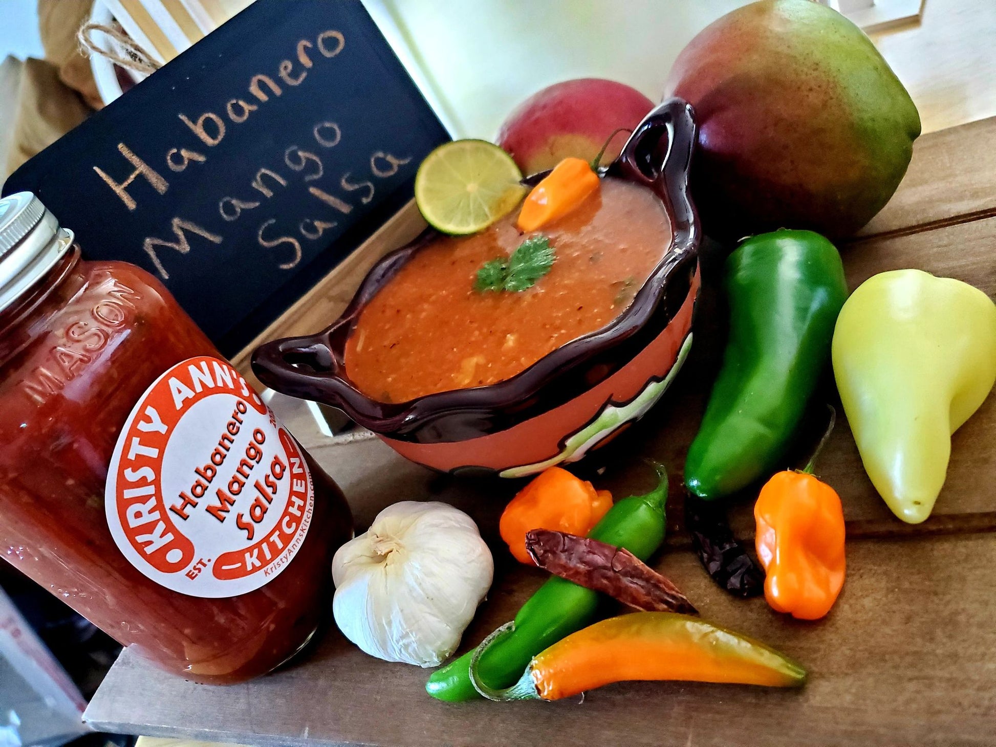 Kristy Ann's Salsa: Habanero Mango (16 oz)